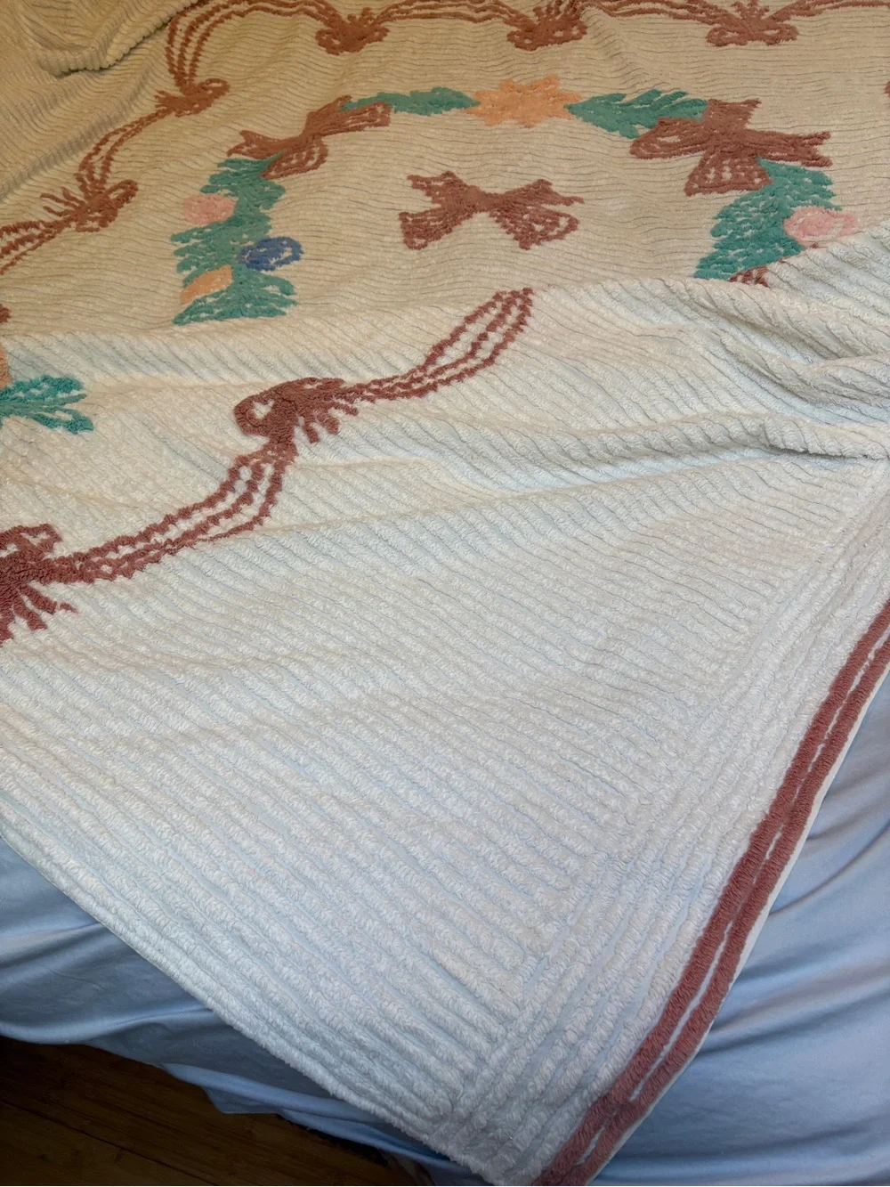 Vintage king(?) Embroidered Bedspread with Floral‎ Garland bag22